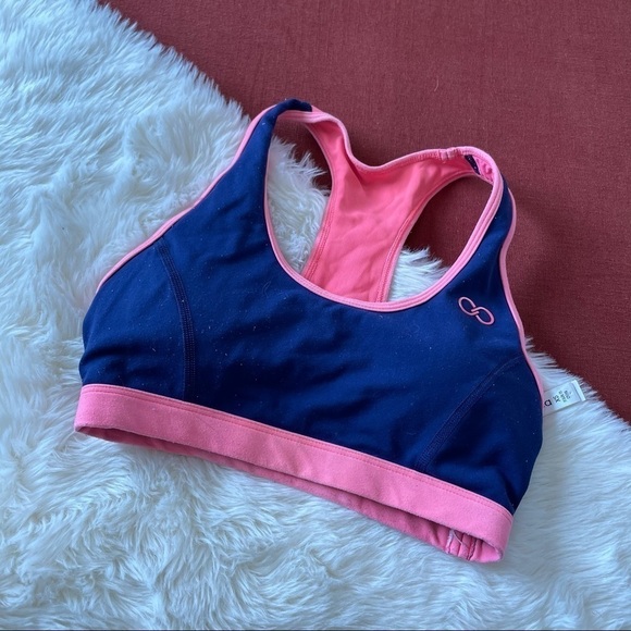 esnetica Other - Esnetica Australian workout bra women's size XS slight pilling